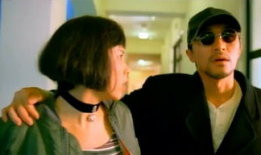 漫画艾微,穿越次元的爱恋与冒险